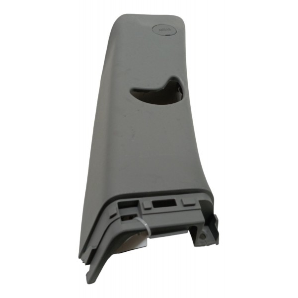 Moldura Coluna Traseira Esquerda Kia Sorento 3.5 2012 2013