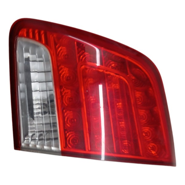 Lanterna Tampa Traseira Direita Kia Sorento 3.5 2012 2013 Direito/passageiro Vermelho