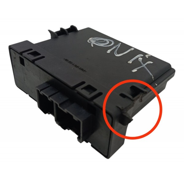 Módulo Sensor Estacionamento Chevrolet Onix 2018 19 Detalhe Preto