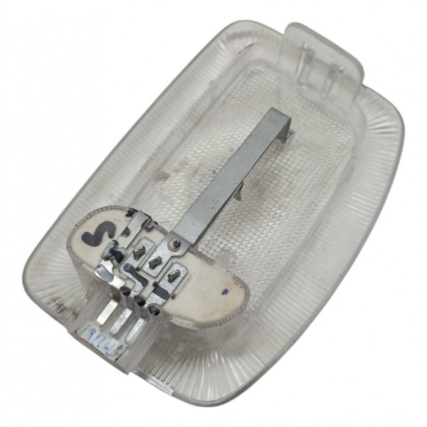 Luz Teto Cortesia Renault Kwid 1.0 3cc 2019 2020 2021 2022