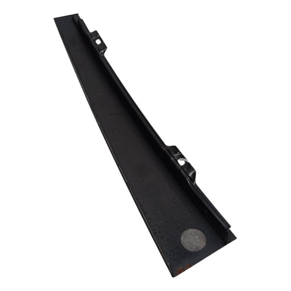 Moldura Coluna Porta Traseira Direita Vw Polo 1.6 2002 2003