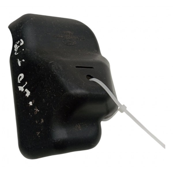 Acabamento Amortecedor Traseiro Direito Kia Sorento 2015 16