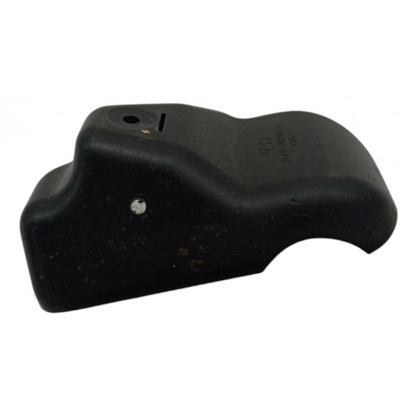 Acabamento Amortecedor Traseiro Esquerdo Kia Sorento 2015 16