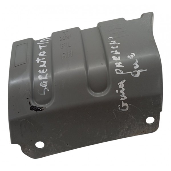 Suporte Guia Parachoque Traseiro Direito Kia Sorento 2015