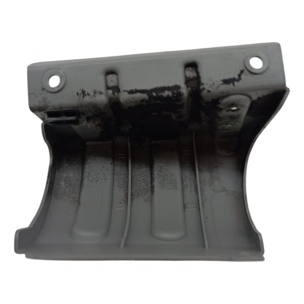 Suporte Guia Parachoque Traseiro Esquerdo Kia Sorento 2015