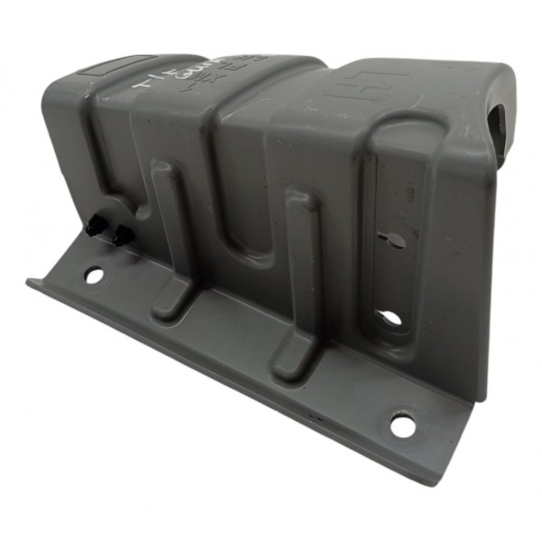 Suporte Guia Parachoque Traseiro Esquerdo Kia Sorento 2015