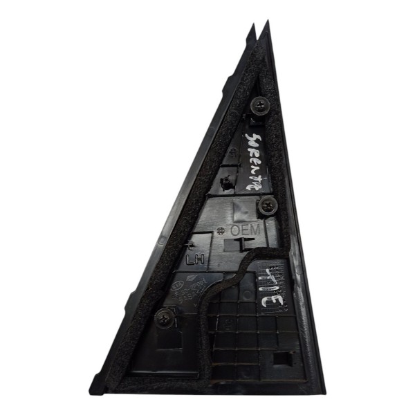 Moldura Externa Porta Traseira Esquerda Kia Sorento 2.4 2015