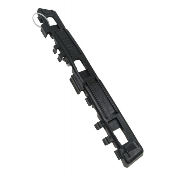 Suporte Guia Parachoque Traseiro Esquerdo Kia Sorento 2015