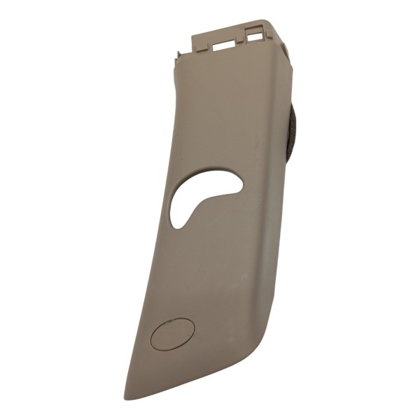 Acabamento Coluna Traseira Esquerda Kia Sorento 2014 2015