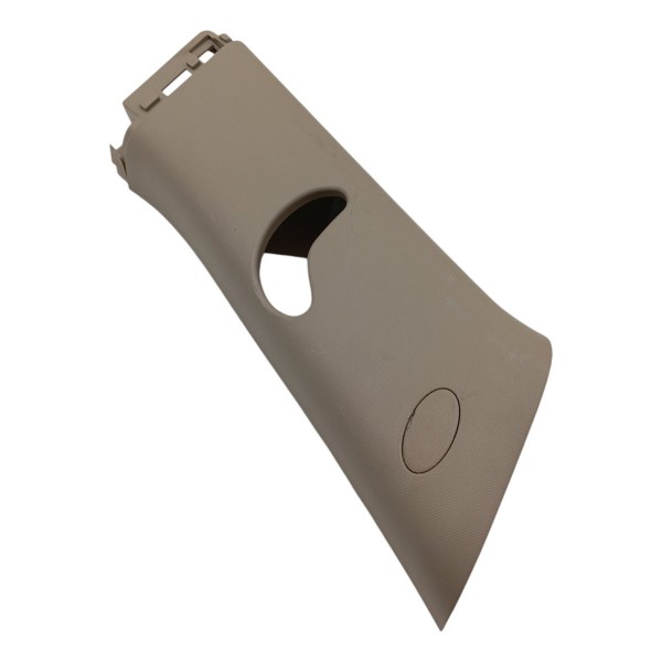 Acabamento Coluna Traseira Esquerda Kia Sorento 2014 2015