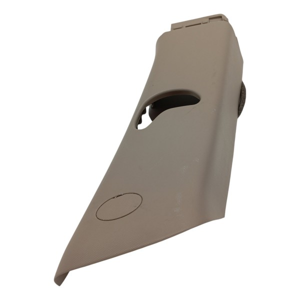 Acabamento Coluna Traseira Esquerda Kia Sorento 2014 2015