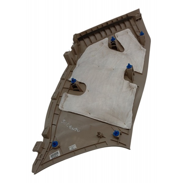 Acabamento Coluna Traseira Esquerda Kia Sorento 2.4 2014 15