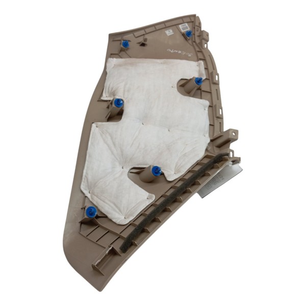 Acabamento Coluna Traseira Esquerda Kia Sorento 2.4 2014 15