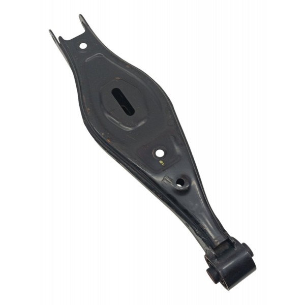 Braço Bandeja Susp. Traseira Direita Kia Sorento 2.4 2015