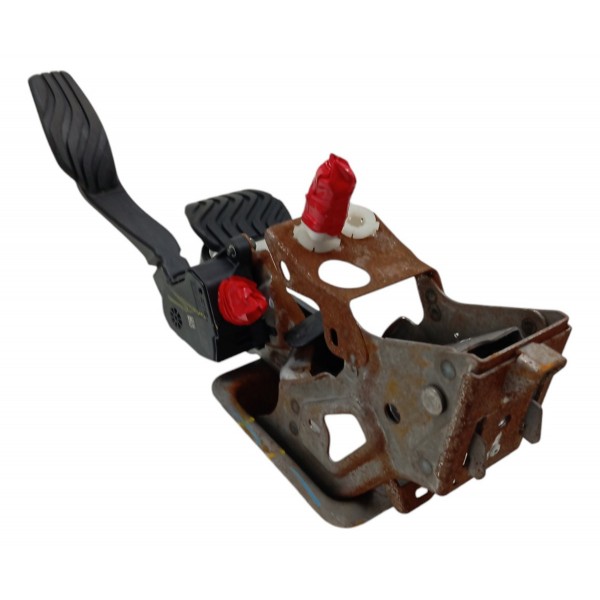 Pedaleira Freio Acelerador Nissan Kicks 1.6 2018 2019 2020