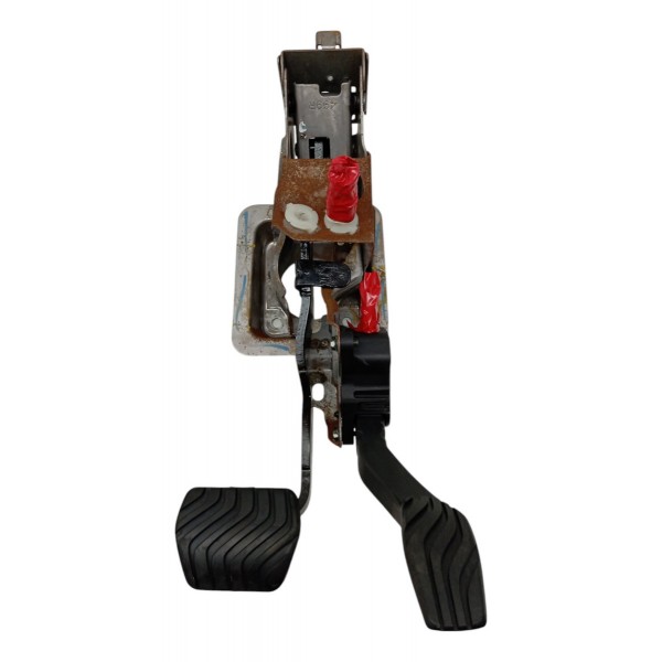 Pedaleira Freio Acelerador Nissan Kicks 1.6 2018 2019 2020