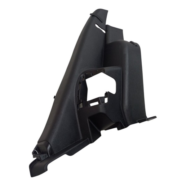 Acabamento Coluna Banco Traseiro Direito Nissan Kicks 2020 Preto