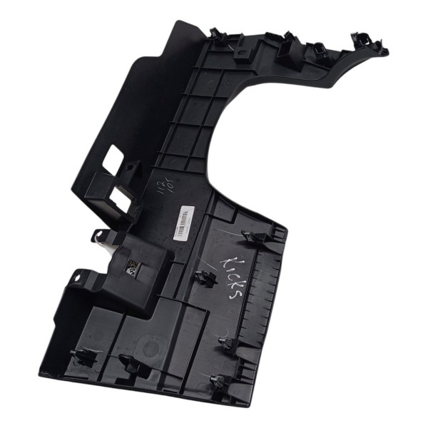 Acabamento Inferior Painel Esquerdo Nissan Kicks 2019 2020