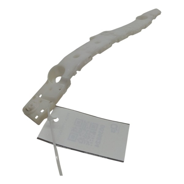 Suporte Guia Parachoque Traseiro Direito Nissan Kicks 2020