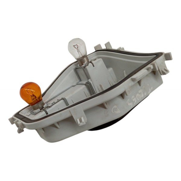 Circuito Soquete Lanterna Direita Volkswagen Tcross Tsi 2022