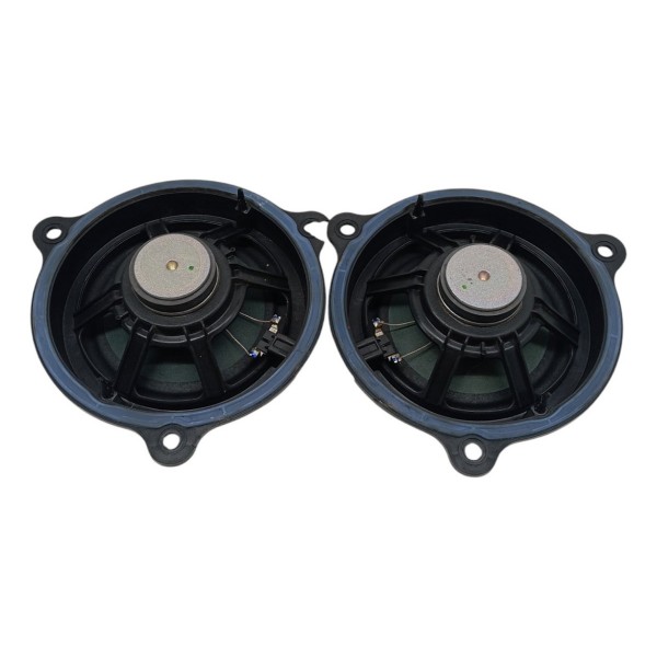 Par Alto Falante Diateiro Nissan Kicks 2019 20 21 22 Detalhe Preto