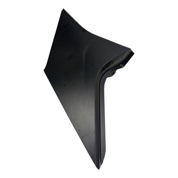 Acabamento Ext Coluna Traseira Esquerda Nissan Kicks 2020 21