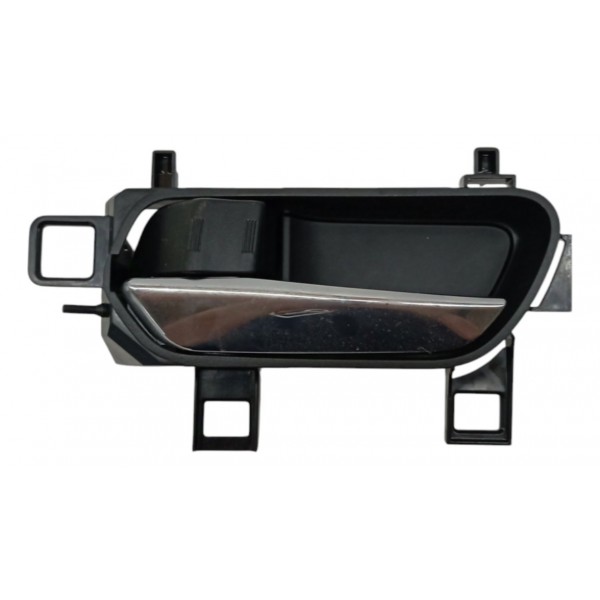 Maçaneta Interna Traseira Esquerda Nissan Kicks 2020 2021 - Preto - Traseira