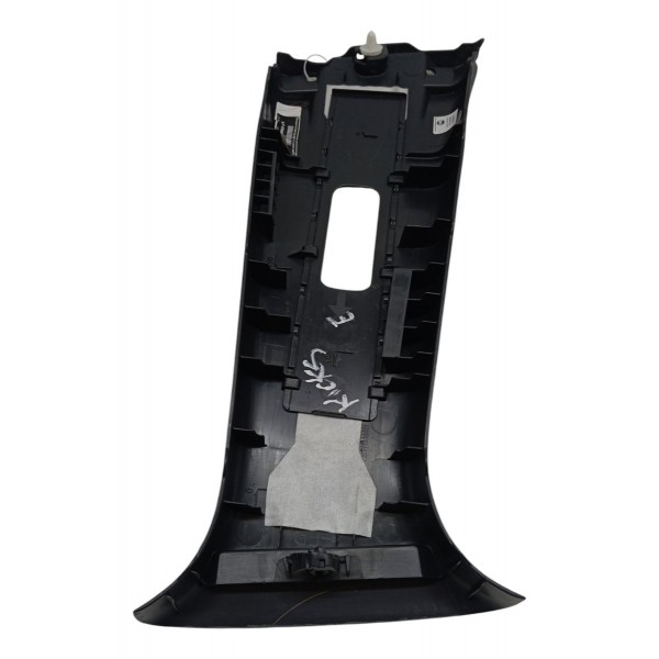 Moldura Sup. Coluna Central Esquerdo Nissan Kicks 2020 2021