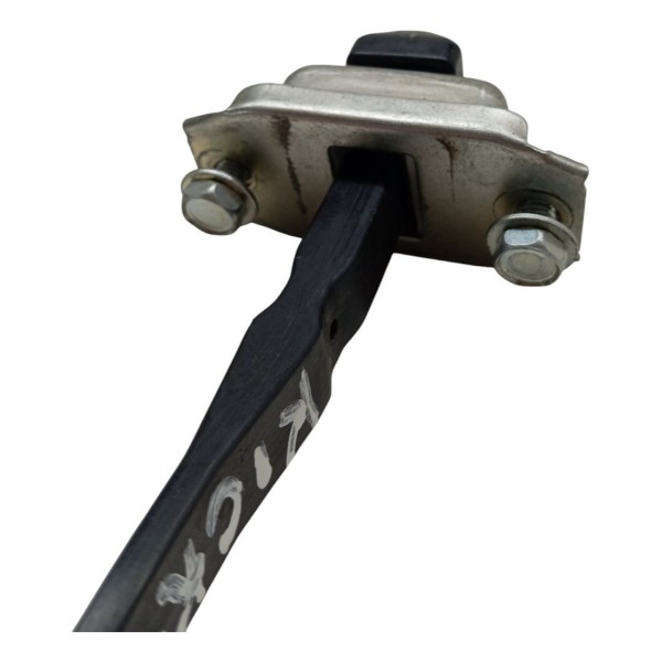 Limitador Porta Traseira Esquerda Nissan Kicks 1.6 2020 2022