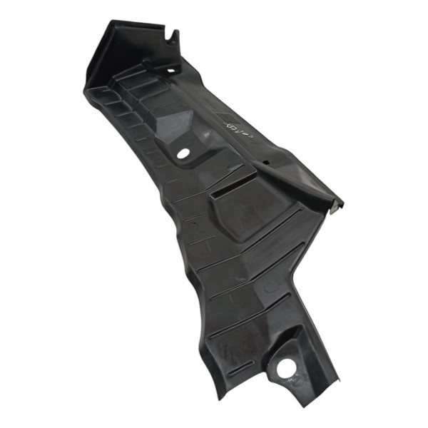 Grade Inferior Churrasqueira Chevrolet Celta 2002  Detalhes