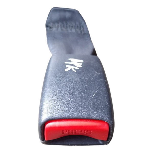 Engate Cinto Traseiro Direito Mitsubishi Airtrek 2007