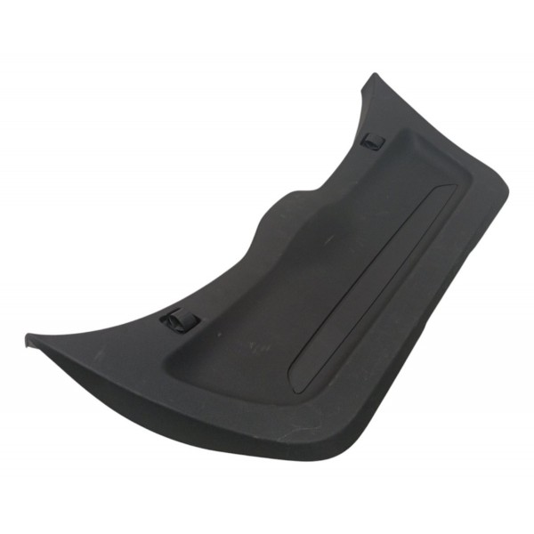 Moldura Acabamento Tampa Traseira Gm Onix 2014 2015 2016 17