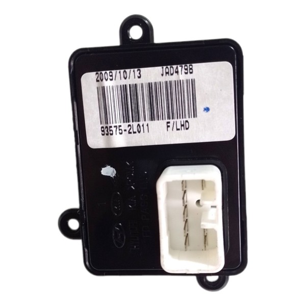 Comando Botão Vidro Elétrico Dianteiro Direito Hyundai I30