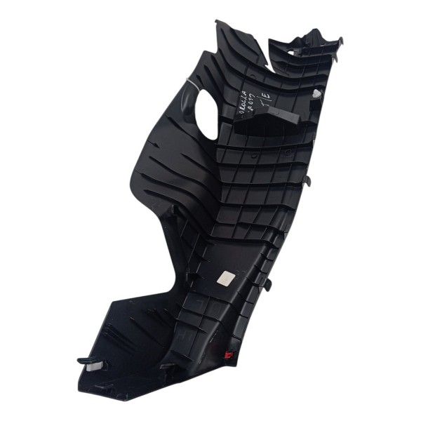 Acabamento Lateral Banco Tras Esq Toyota Corolla Cross2023 Preto