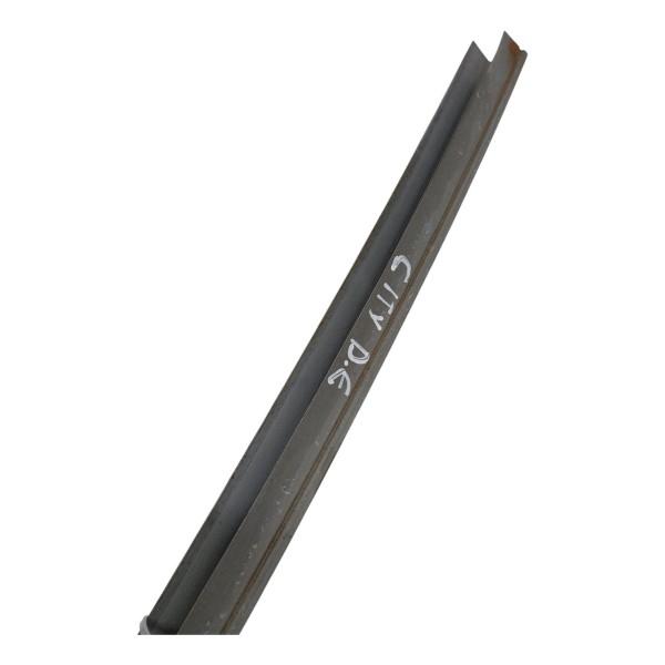 Guia Canaleta Vidro Dianteiro Esquerdo Honda City 1.5 2015 Preto