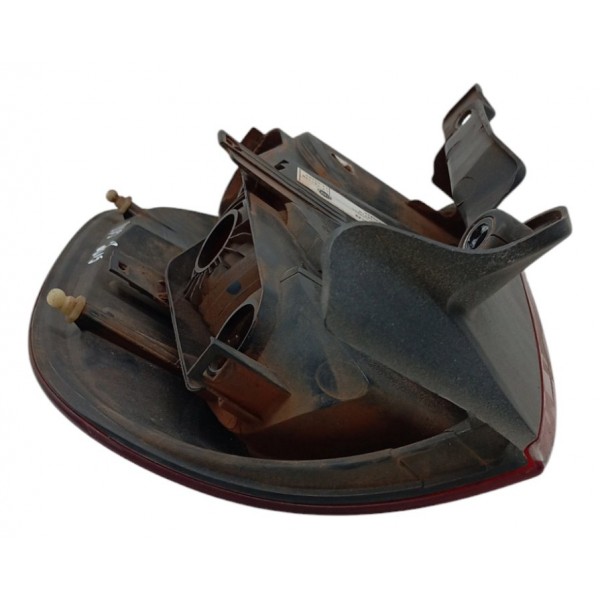 Lanterna Esquerda Fiat Uno Vivace 1;0 2013 2014 2015 2016