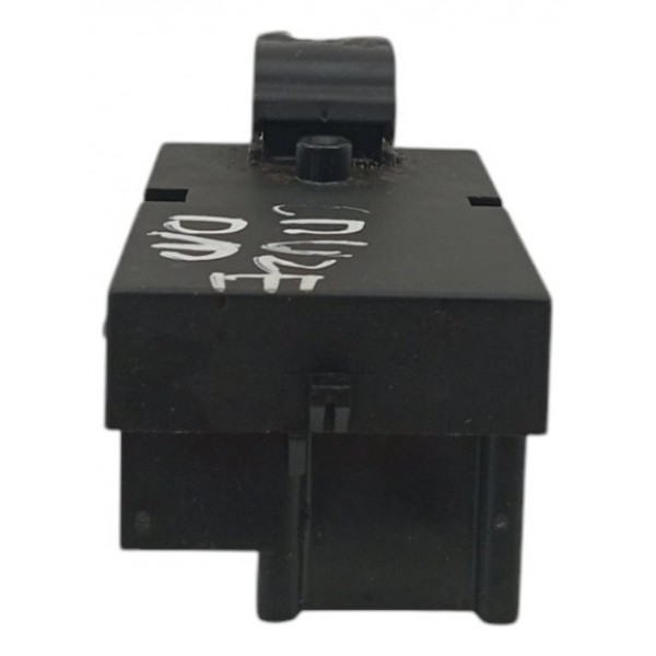 Botão Vidro Dianteiro Direito Chevrolet Cruze Sedan 2014 15