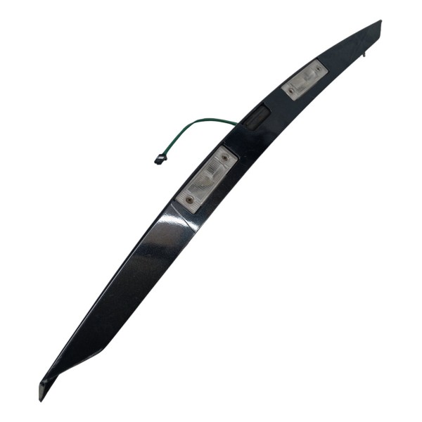 Friso Moldura Luz Placa Gm Cruze Sedan 1.8 2014 2015 2016 17