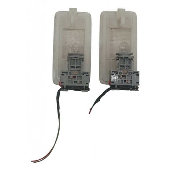 Par Luz Porta Malas Toyota Corolla Cross 2021 2022 2023 2024