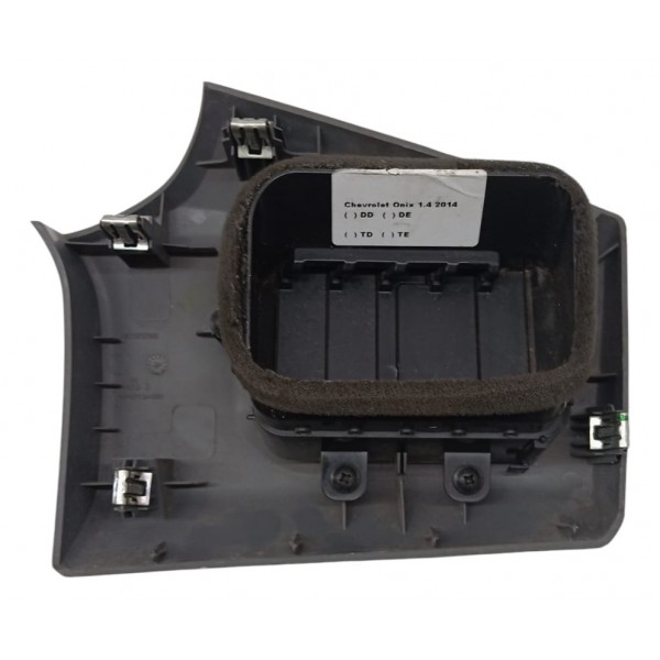 Difusor Ar Esquerdo Painel Chevrolet Onix 1.4 2013 2014 2015