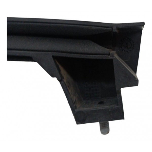 Guia Vidro Traseiro Direito Chevrolet Onix 1.4 2013 2014