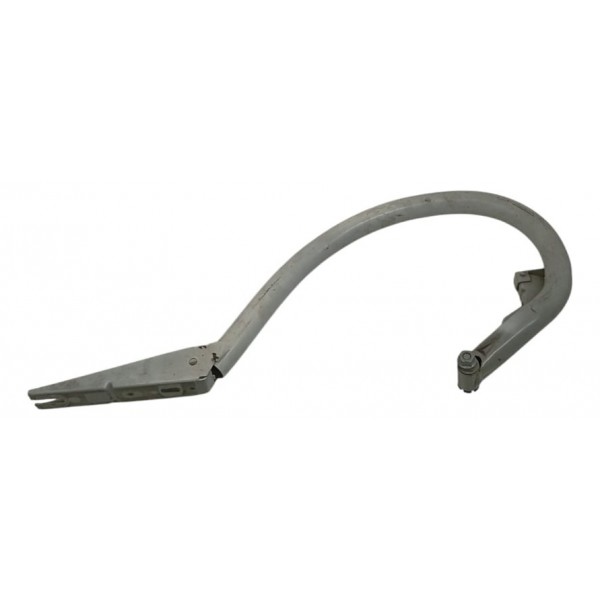 Dobradiça Tampa Traseira Esquerda C180 2011