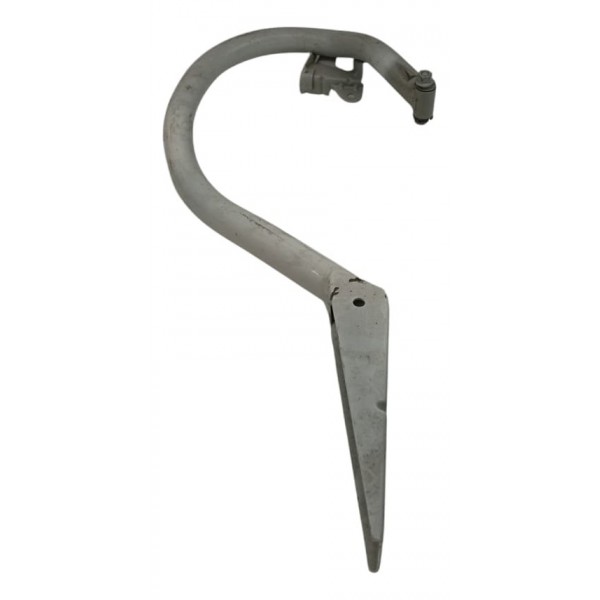 Dobradiça Tampa Traseira Direita C180 2011