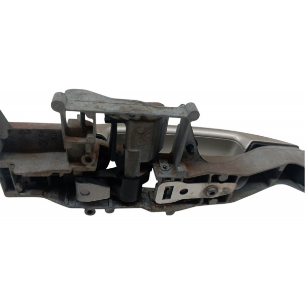 Macaneta Traseira Esquerda Citroen C4 Pallas 2009 2010