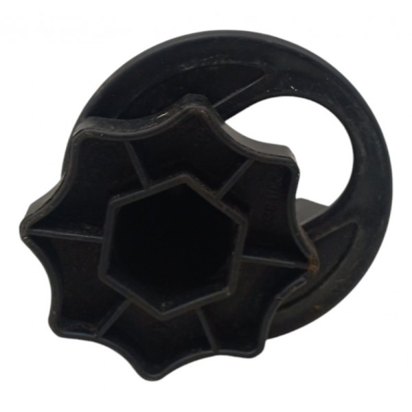 Parafuso Fixação Estepe Renault Logan Sandero 1.0 2007 2008