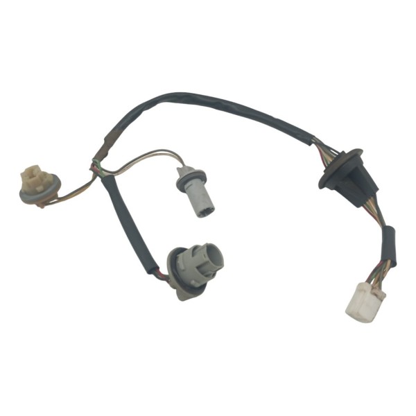 Chicote Lanterna Traseira Esquerda Gm Cruze Sedan 2014 2015