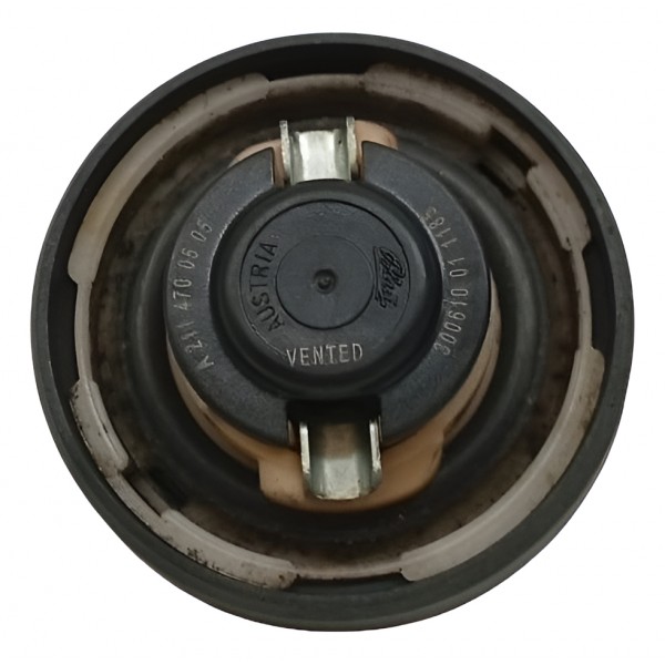 Tampa Tanque Combustível Mercedes C180 2011