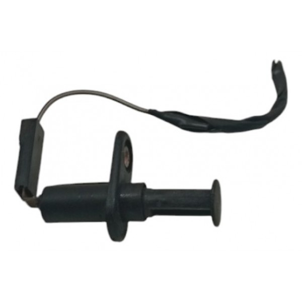 Interruptor Luz Porta Malas Chevrolet Corsa 97 98 99 2000