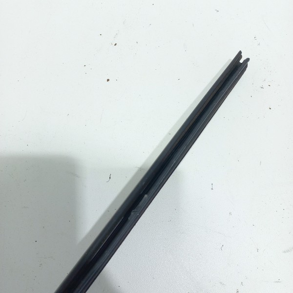 Pestana Externa Porta Traseira Esquerda Renault Kwid 2020