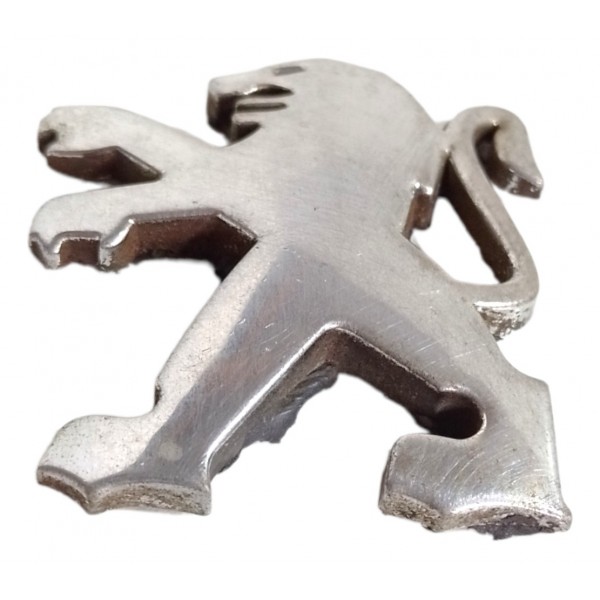 Emblema Peugeot Pequeno  Prata